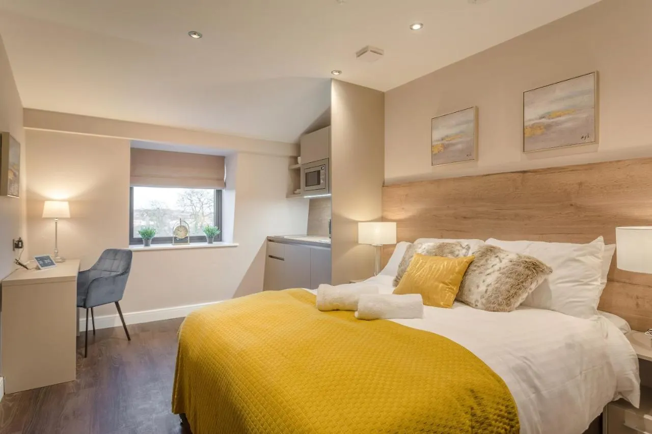Dwell City Living Nottingham 4*,