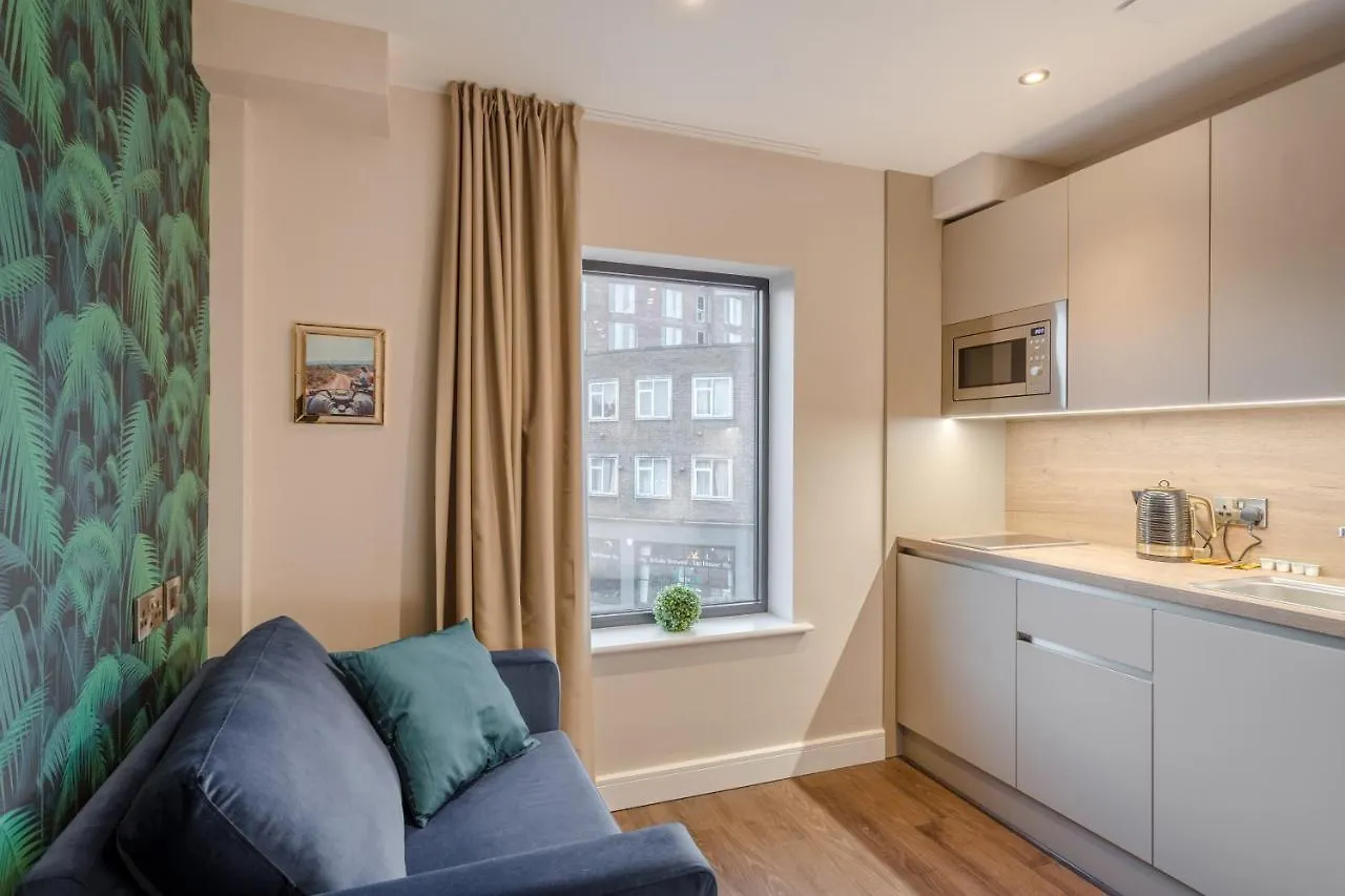 Dwell City Living Nottingham Hotel apartamentowy