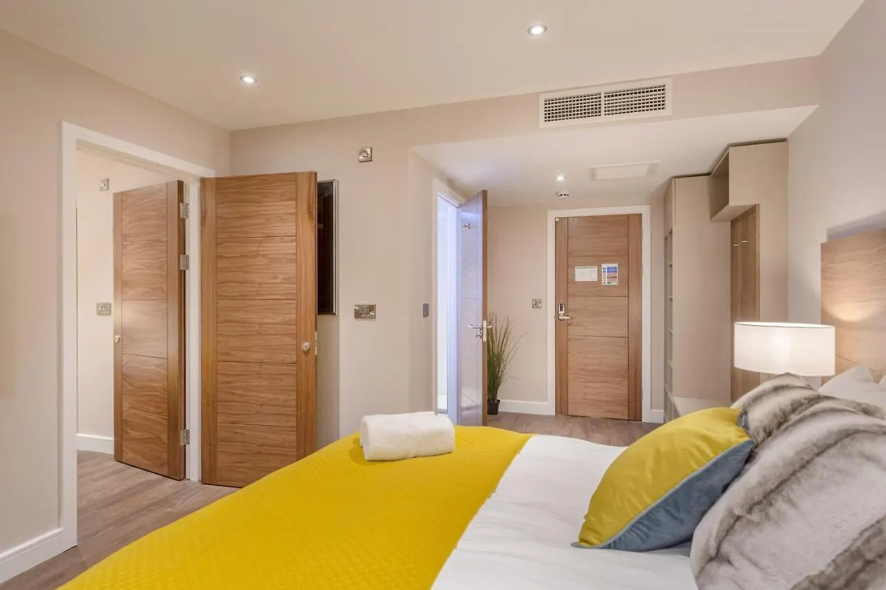 Dwell City Living Nottingham Apart Otel